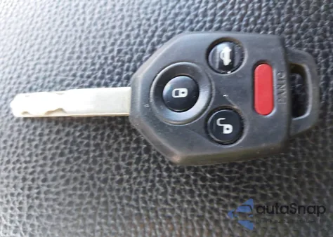 2013 Subaru Outback 2.5I Limited z USA, uszkodzony, nr VIN 4S4BRBKC0D3245950